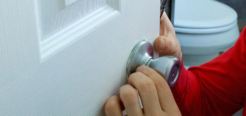 Vintage Door Knob Replacement in East San Gabriel, CA